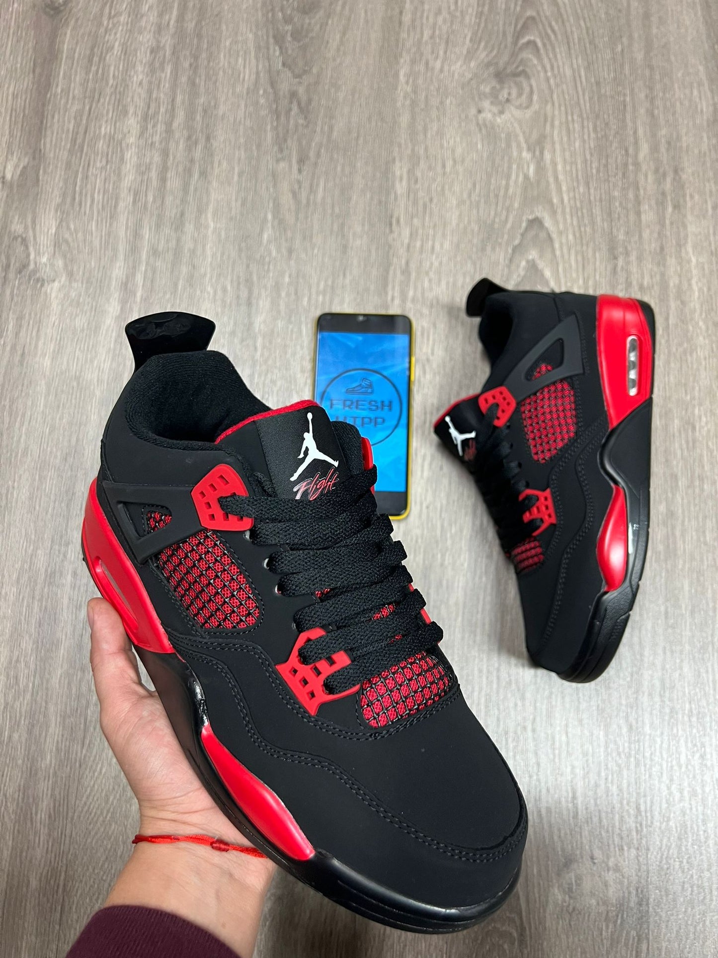 RETRO 4 BLACK RED
