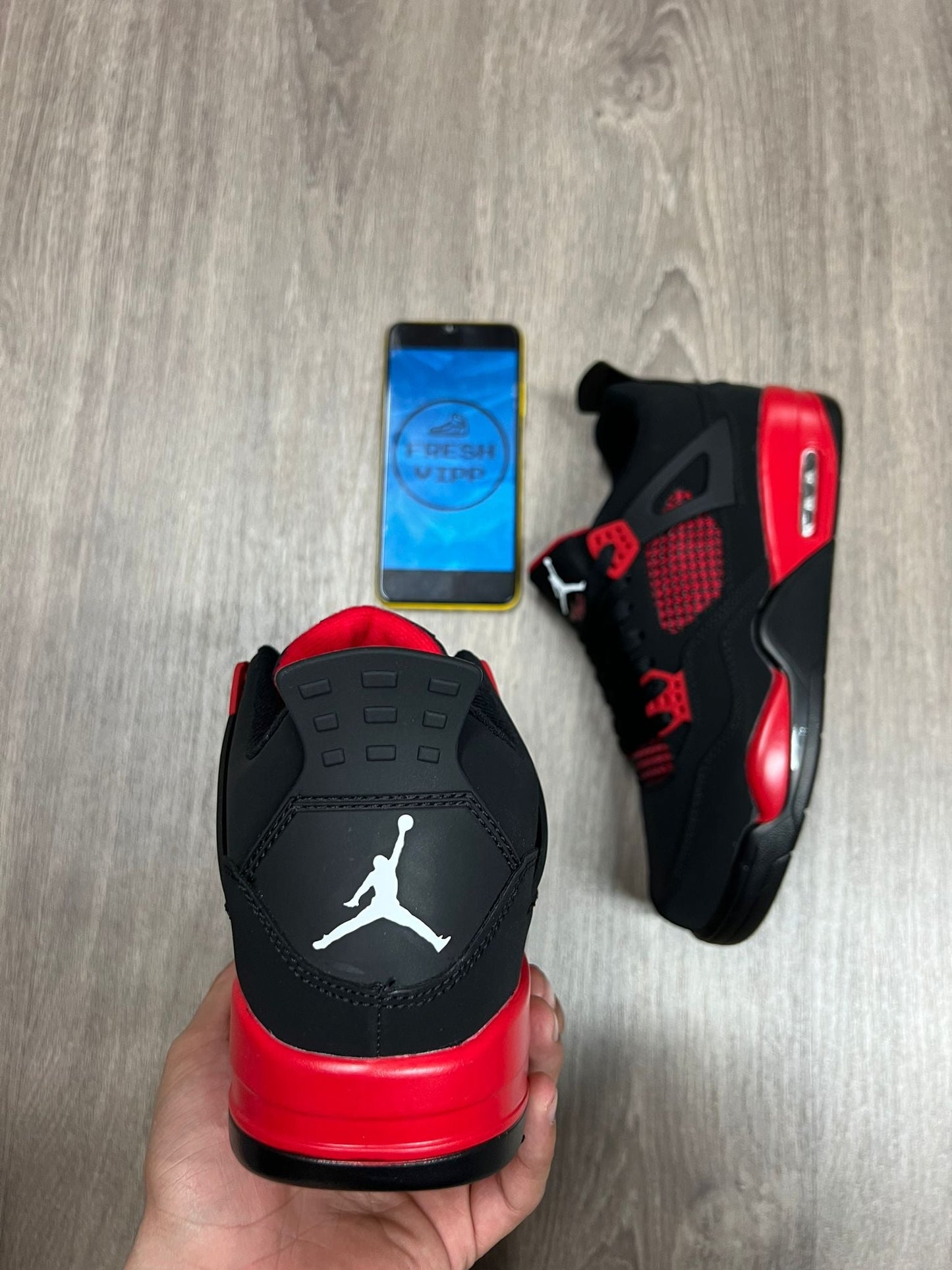 RETRO 4 BLACK RED