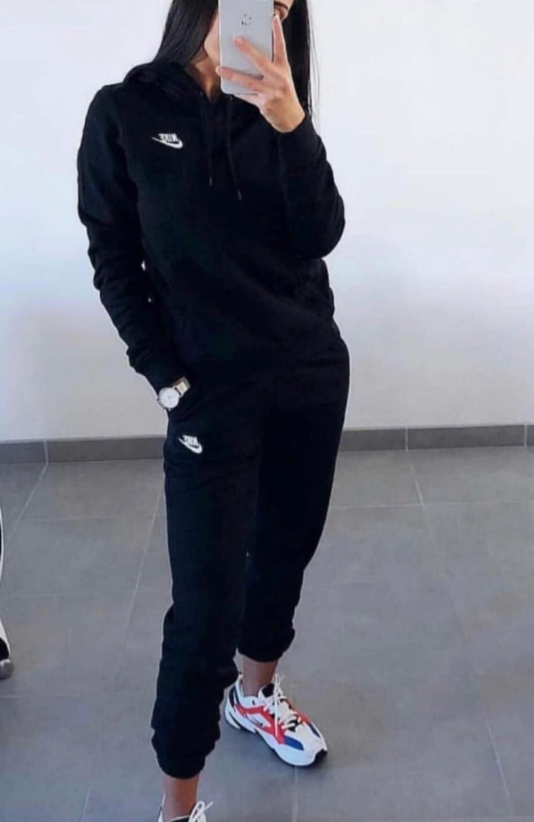 Conjunto Sudadera + Pantalón Nike