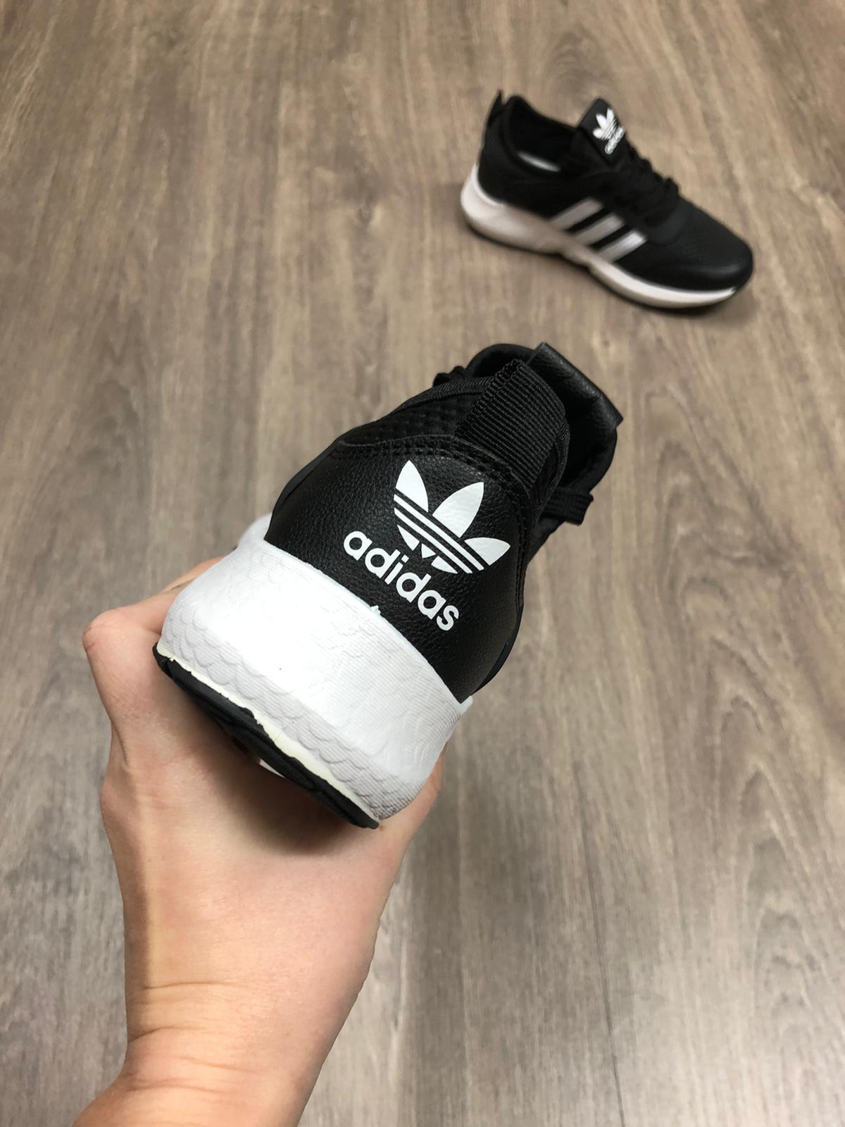 ZAPATILLAS ADIDAS NEGRAS