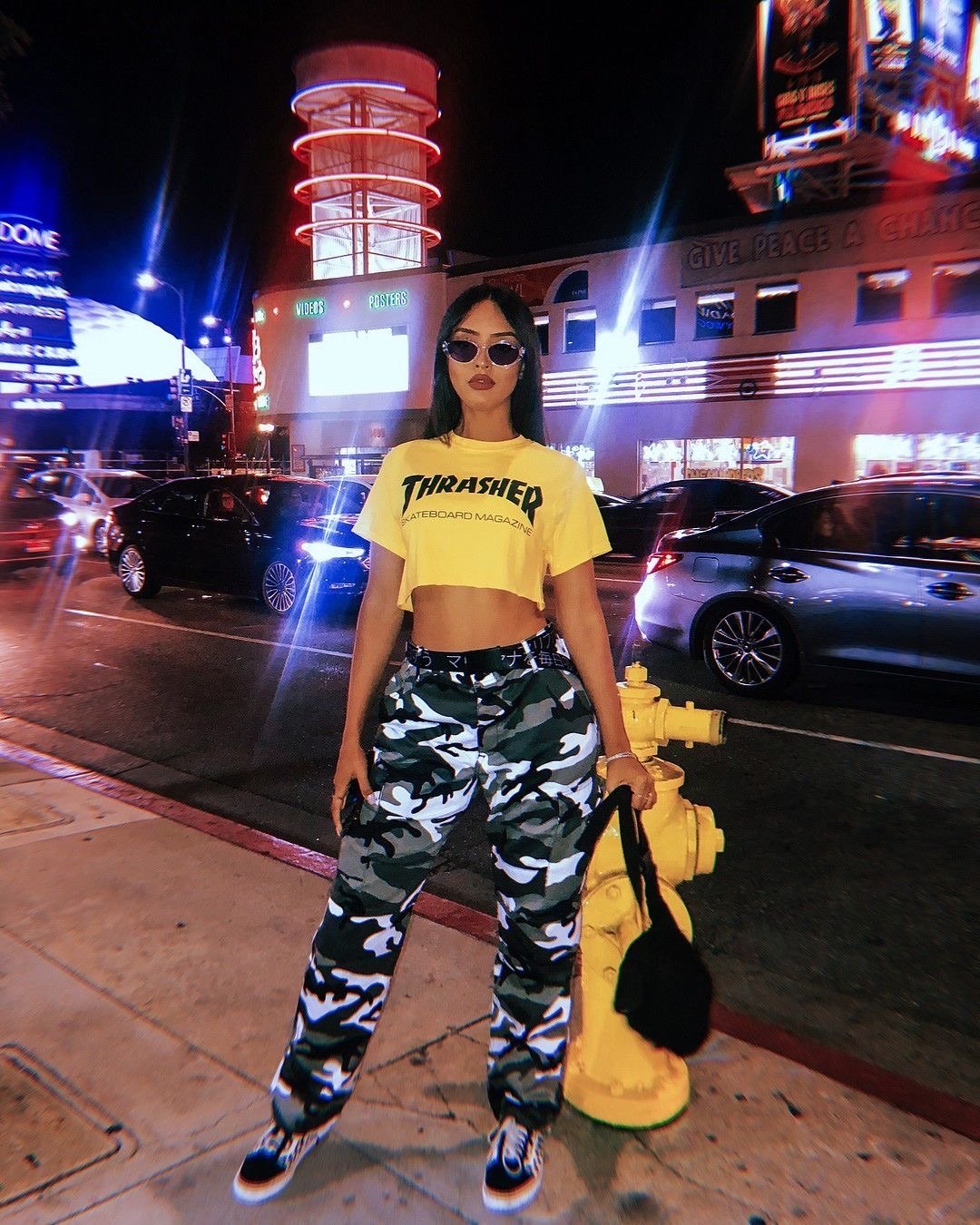 CROP TOP